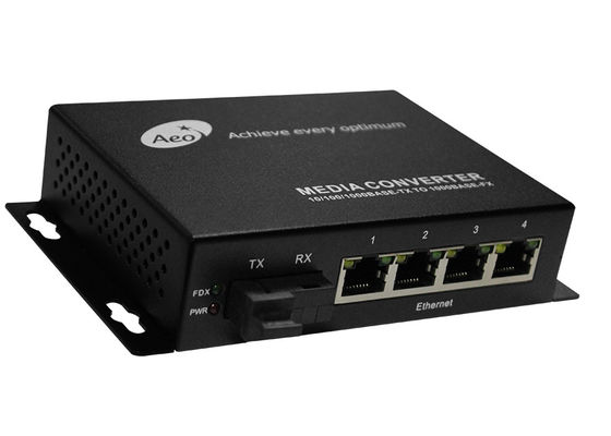 4 منافذ POE Ethernet Media Converter مع 1 SC و 4 POE Ports